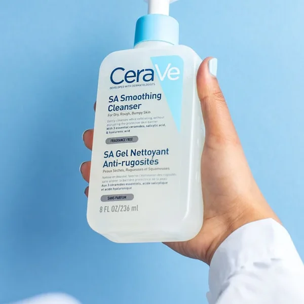 CeraVe -SA Smoothing Cleanser